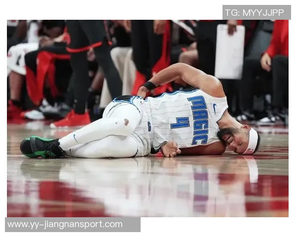 杰伦格林中国赛缺席两场比赛腿筋伤情再度加重令人担忧